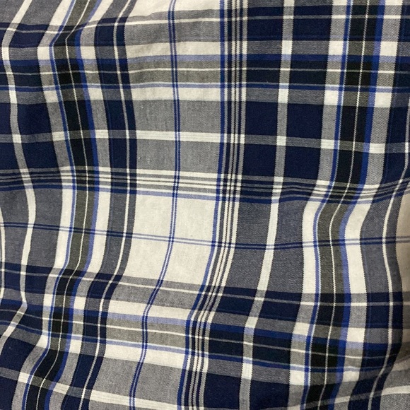 Button up - Picture 3 of 3